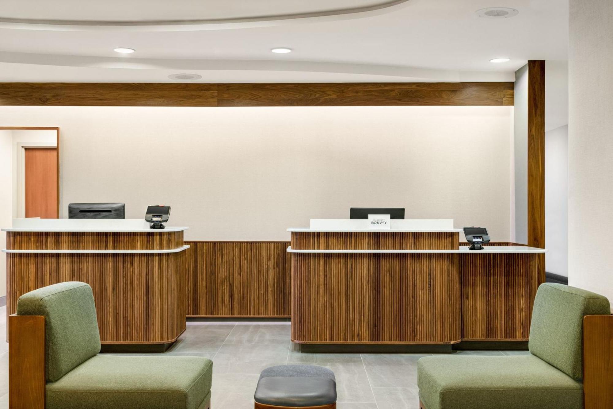 Courtyard By Marriott Columbia Hotell Exteriör bild